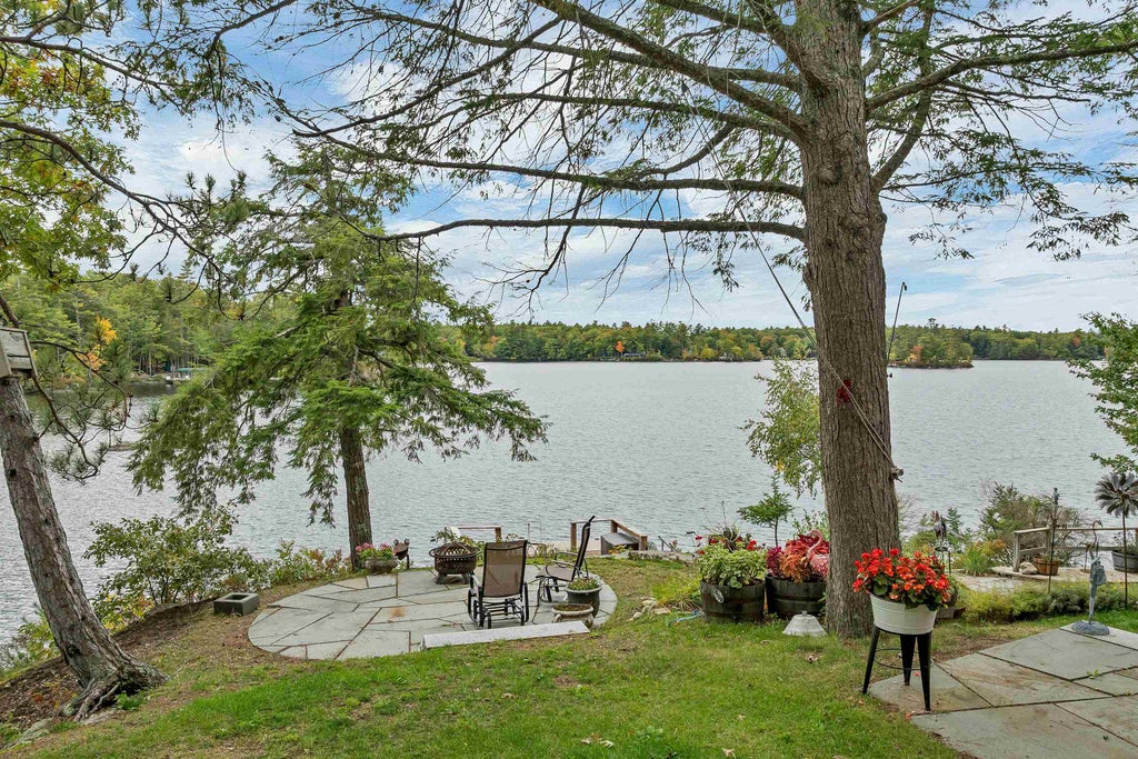 Photo of 118 Castle Shore Road, Moultonborough, NH 03254 (MLS # 5113288)