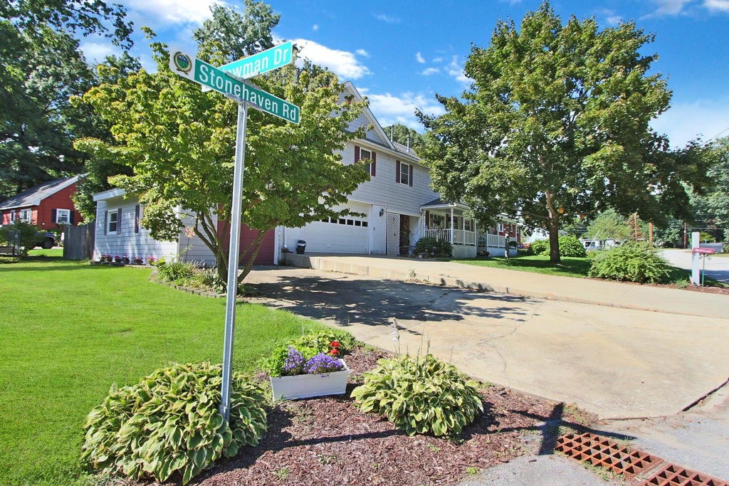Photo of 12 Stonehaven Road, Nashua, NH 03062 (MLS # 5110422)