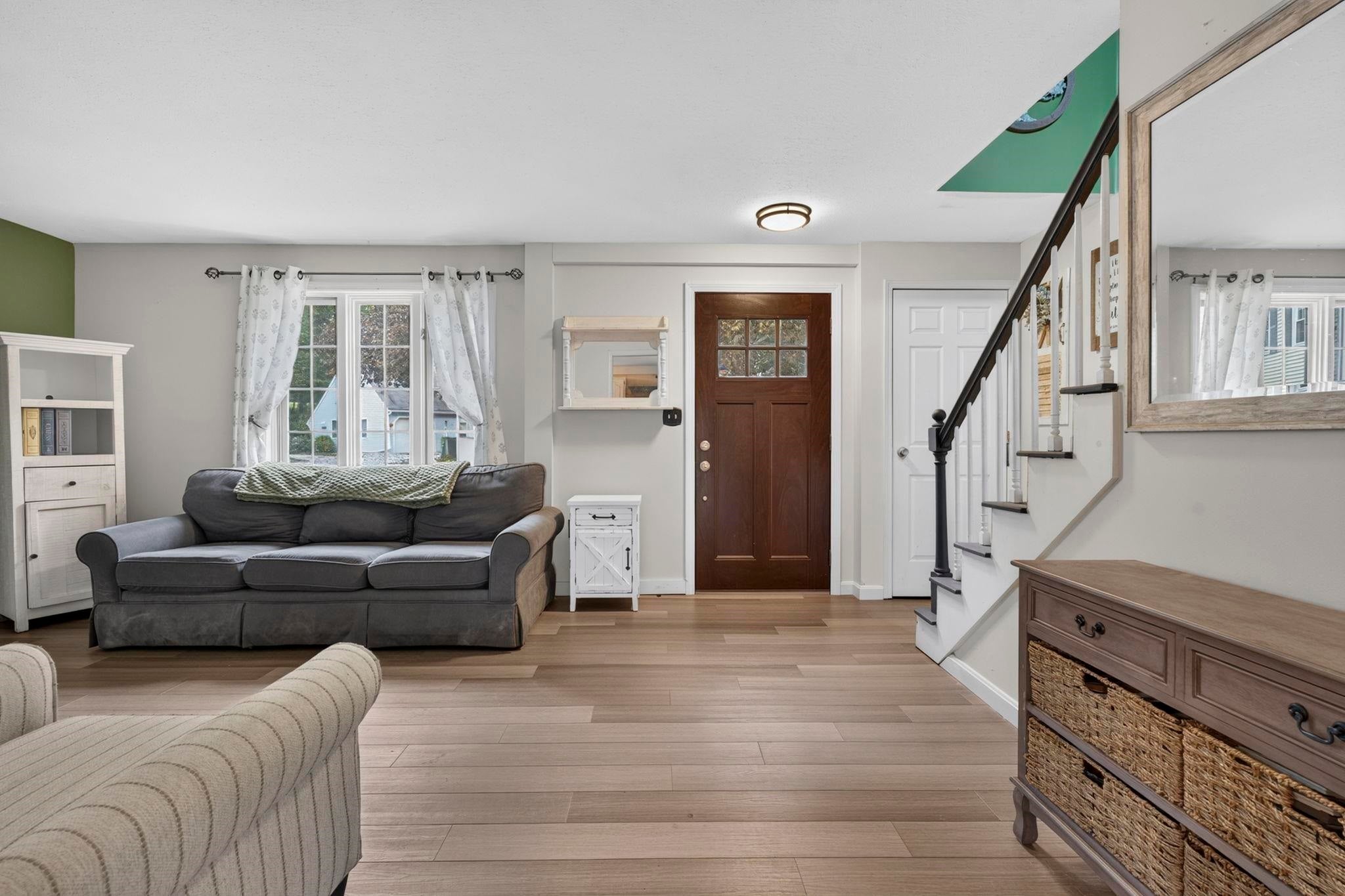 7 Great Brook Road
