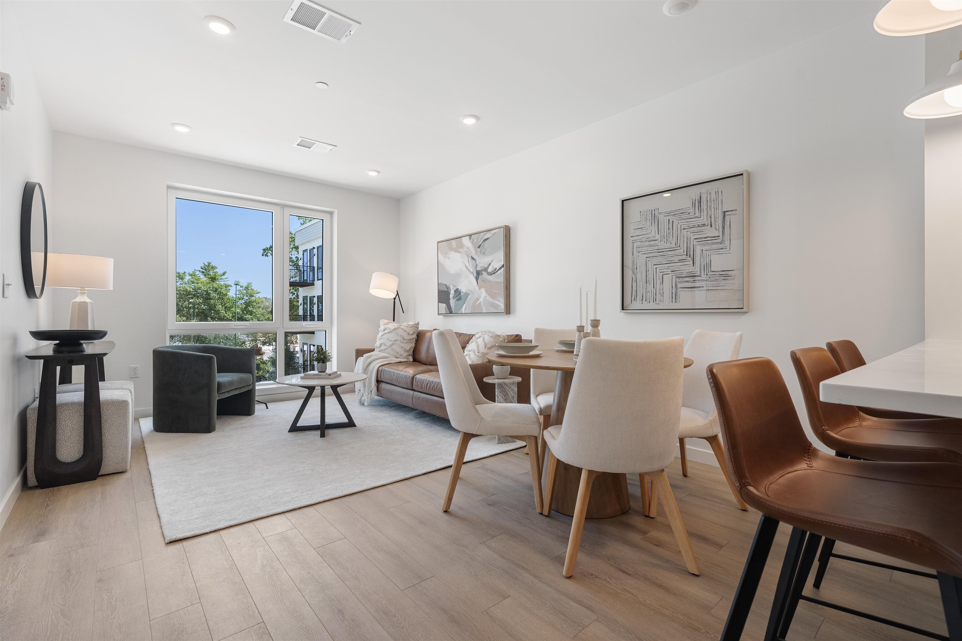 80 Constitution Avenue 413