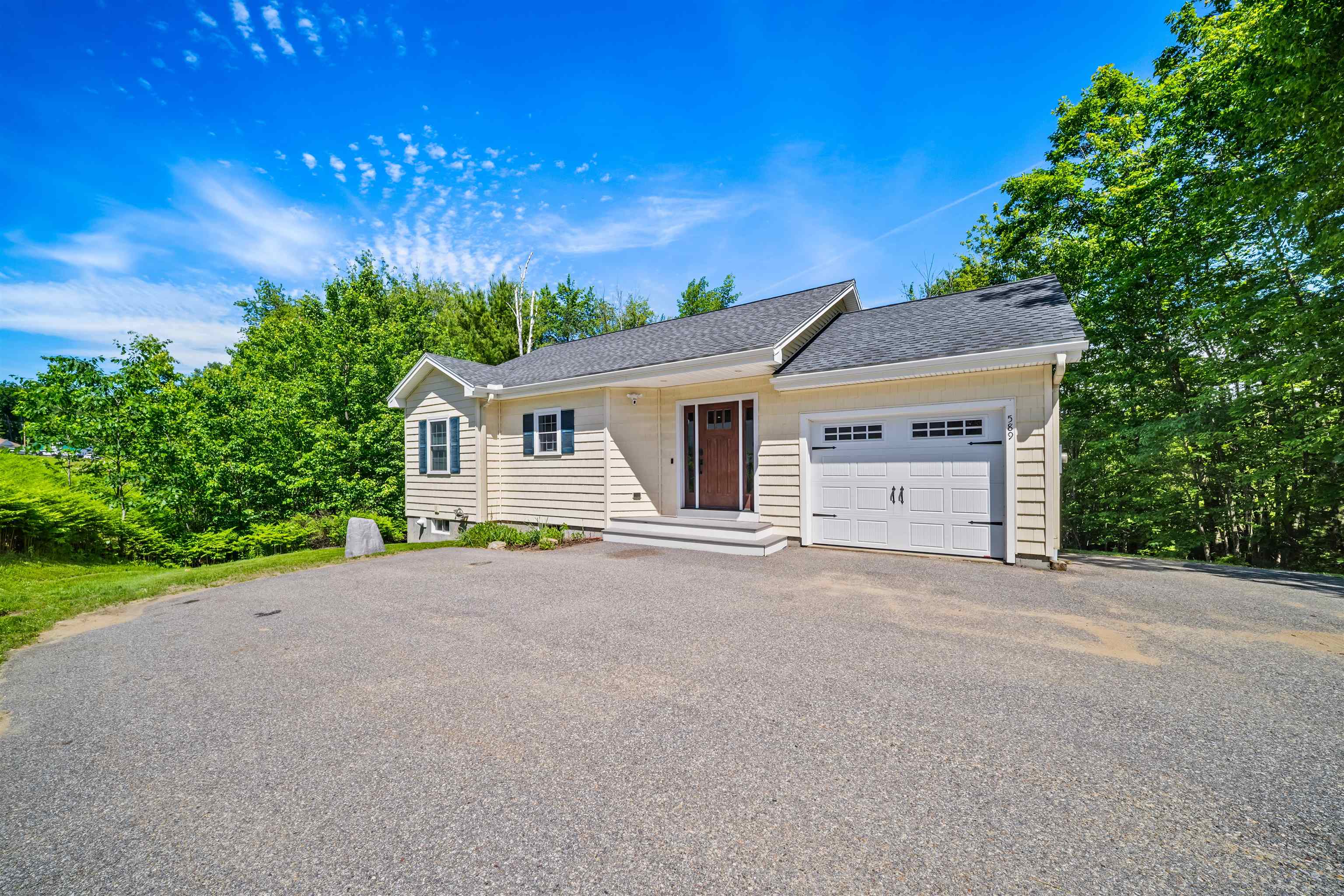 589 Laconia Road