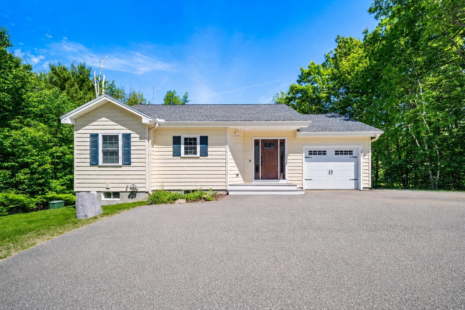589 Laconia Road