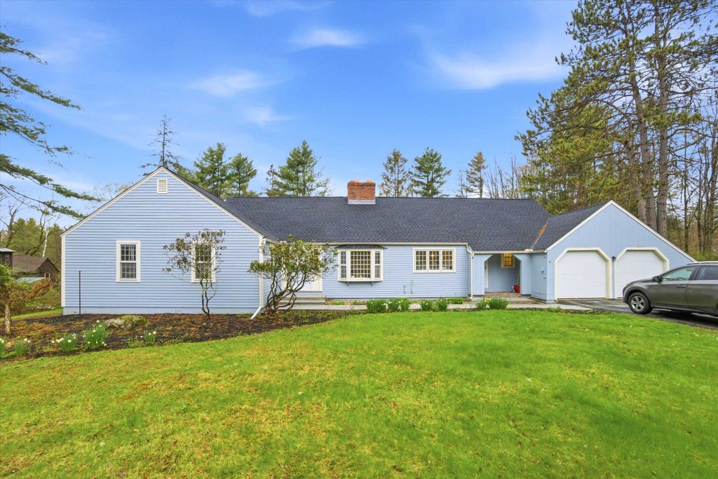 Photo of 42 Blueberry Lane, Peterborough, NH 03458 (MLS # 5089901)