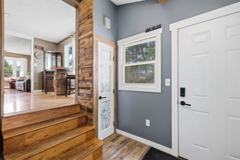 Photo of 38 Eayers Pond Road, Hudson, NH 03051 (MLS # 5112797)