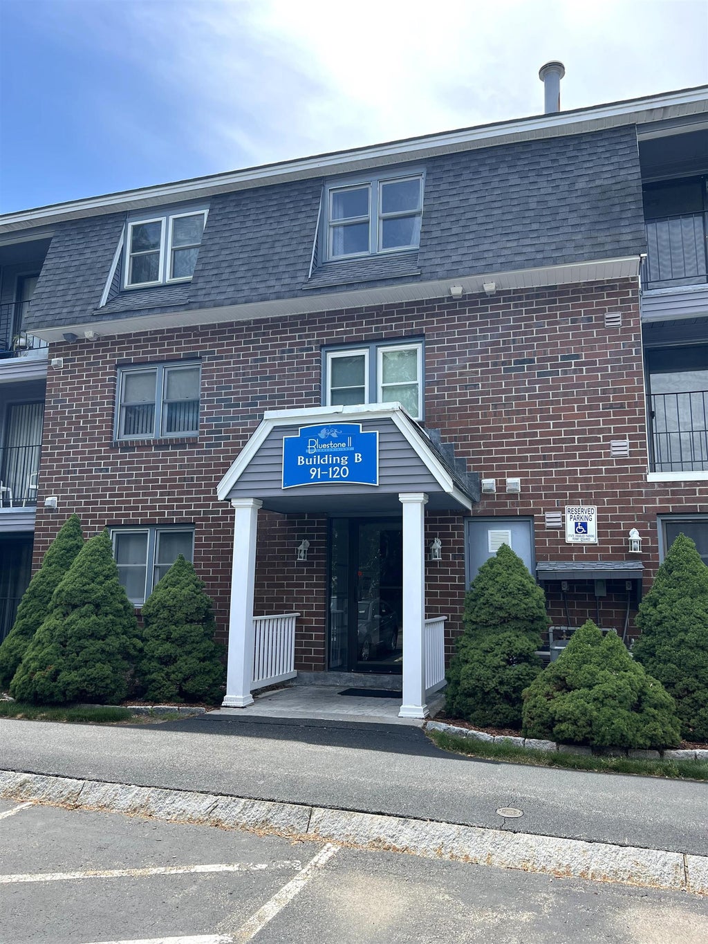 Photo of 116 Bluestone Drive, Nashua, NH 03060 (MLS # 5097884)