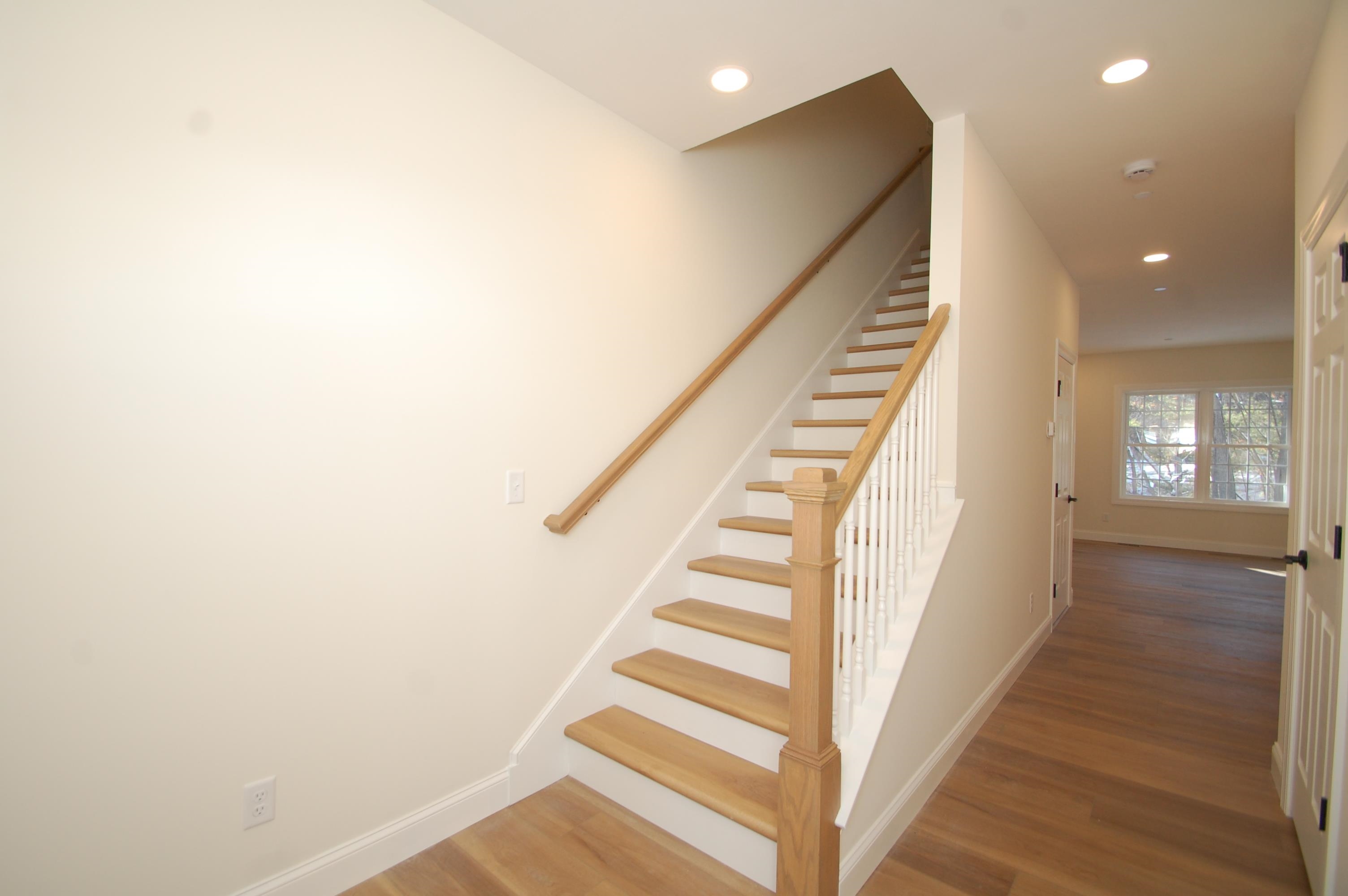 3B Dearborn Circle