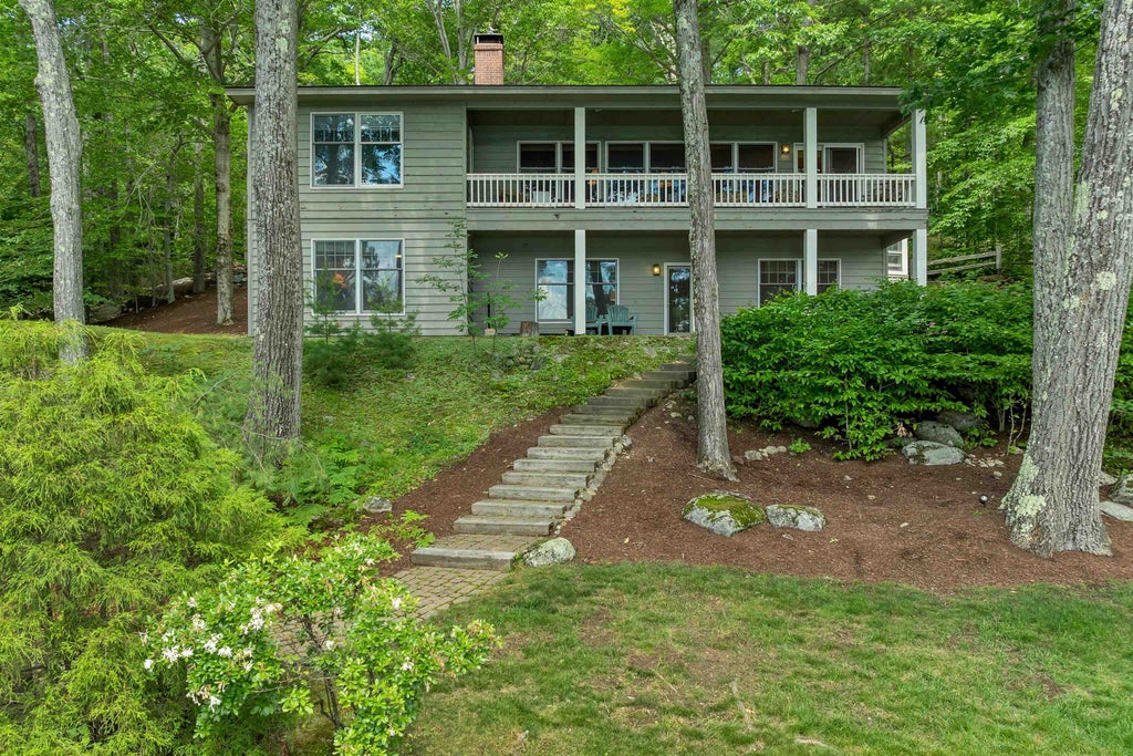 Photo of 188 Edgewater Drive, Gilford, NH 03249 (MLS # 5108751)