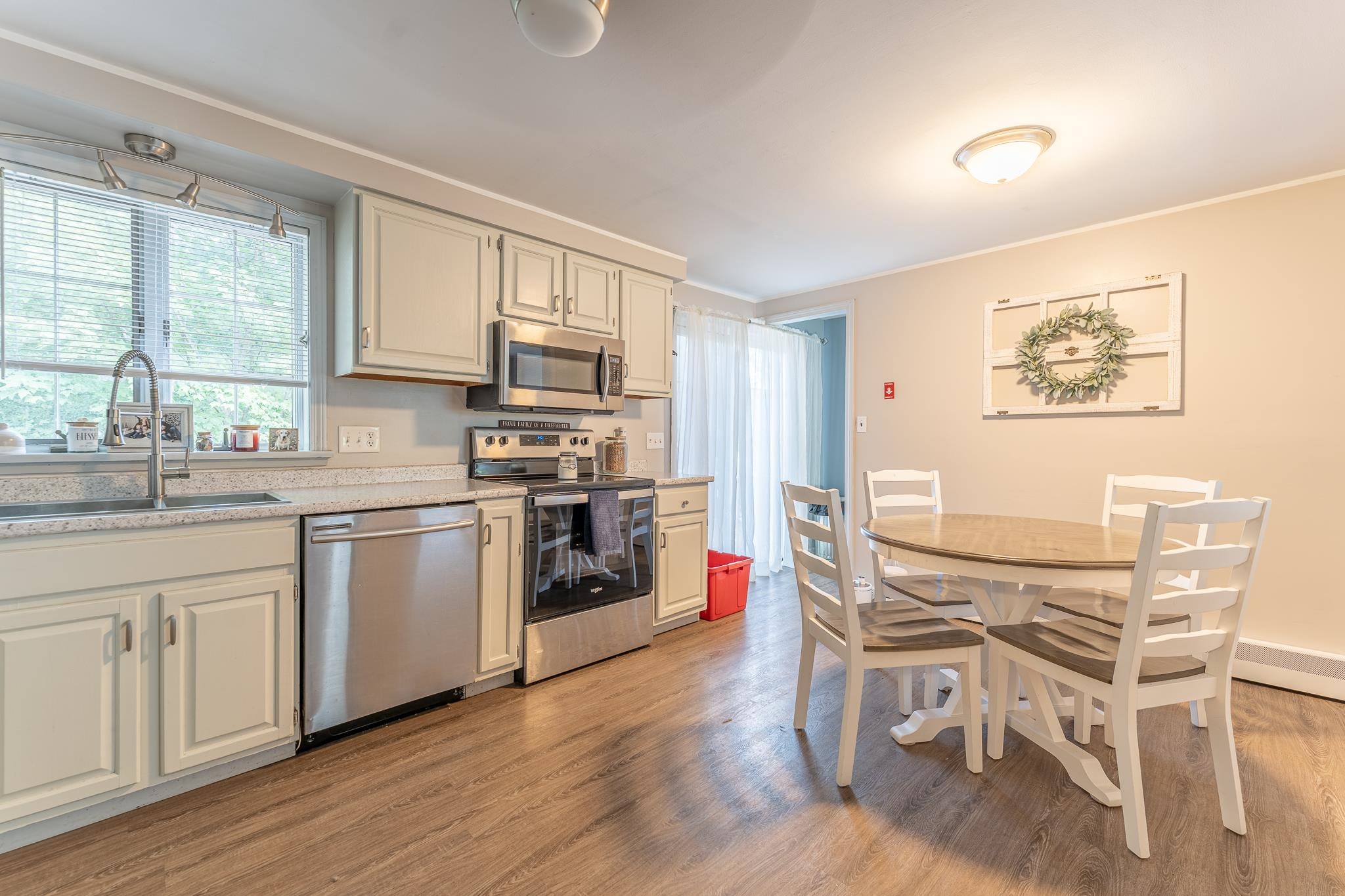 7 Woods Avenue