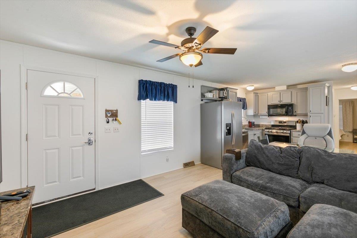 30 Kendall Pond Road 90