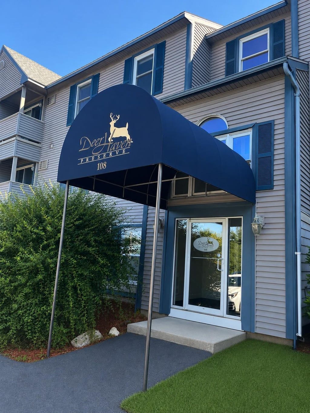 Photo of 108 Eastern Avenue #201, Manchester, NH 03104 (MLS # 5101442)