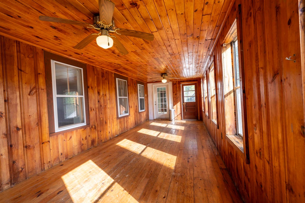Photo of 8 Old Manchester Road, Raymond, NH 03077 (MLS # 5088392)