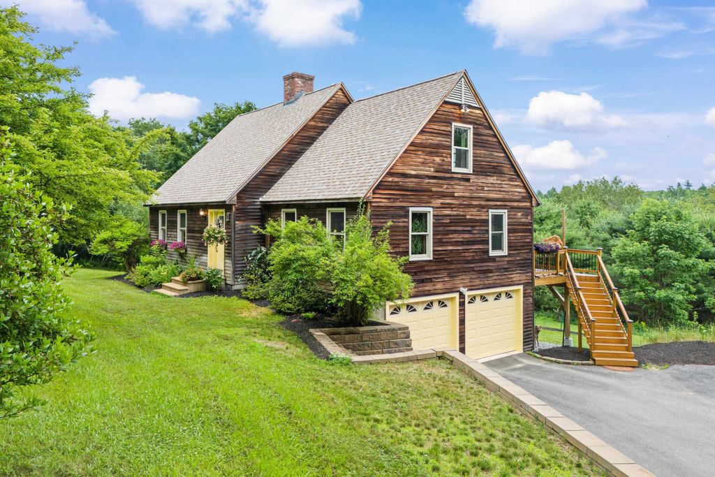 Photo of 7303 Oak Hill Road, Loudon, NH 03307 (MLS # 5090308)