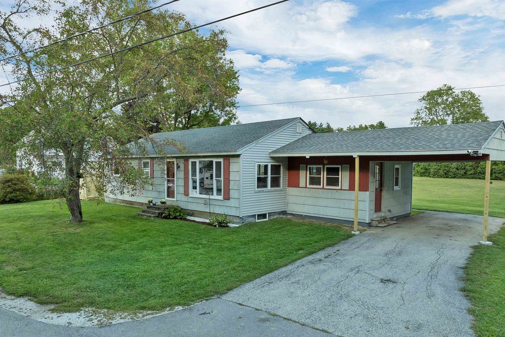 Photo of 6 Emerson Street, Hooksett, NH 03106 (MLS # 5108538)