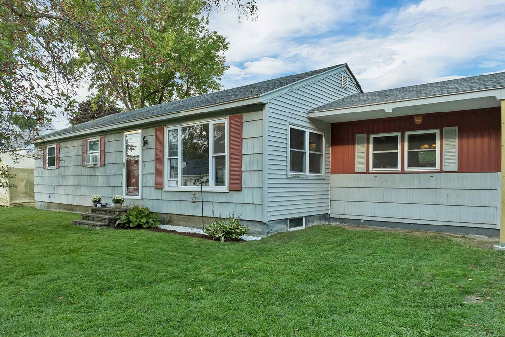 Photo of 6 Emerson Street, Hooksett, NH 03106 (MLS # 5108538)