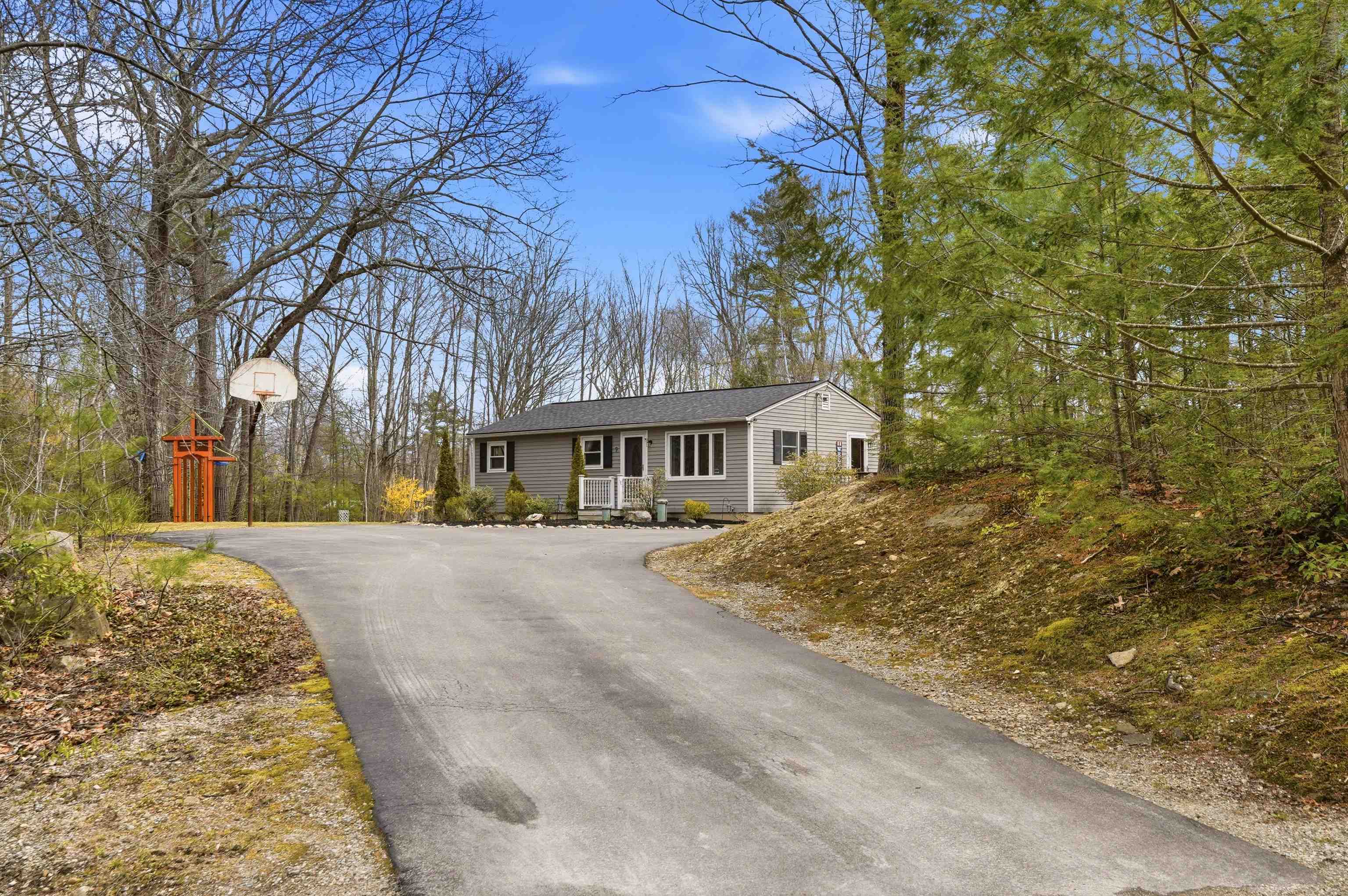 9 Tuttle Road
