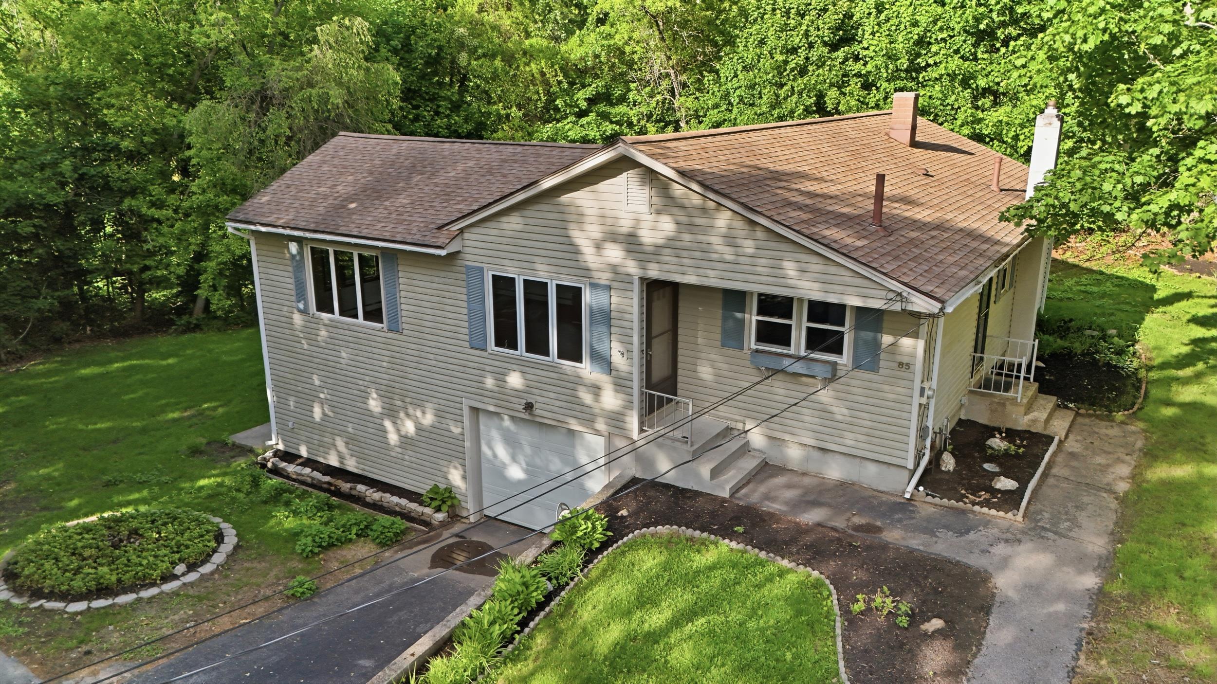 85 Whitney Avenue