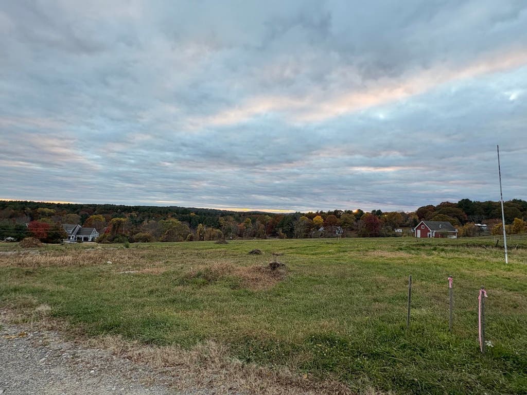 Photo of 31 Pasture Lane, Pelham, NH 03076 (MLS # 5100664)