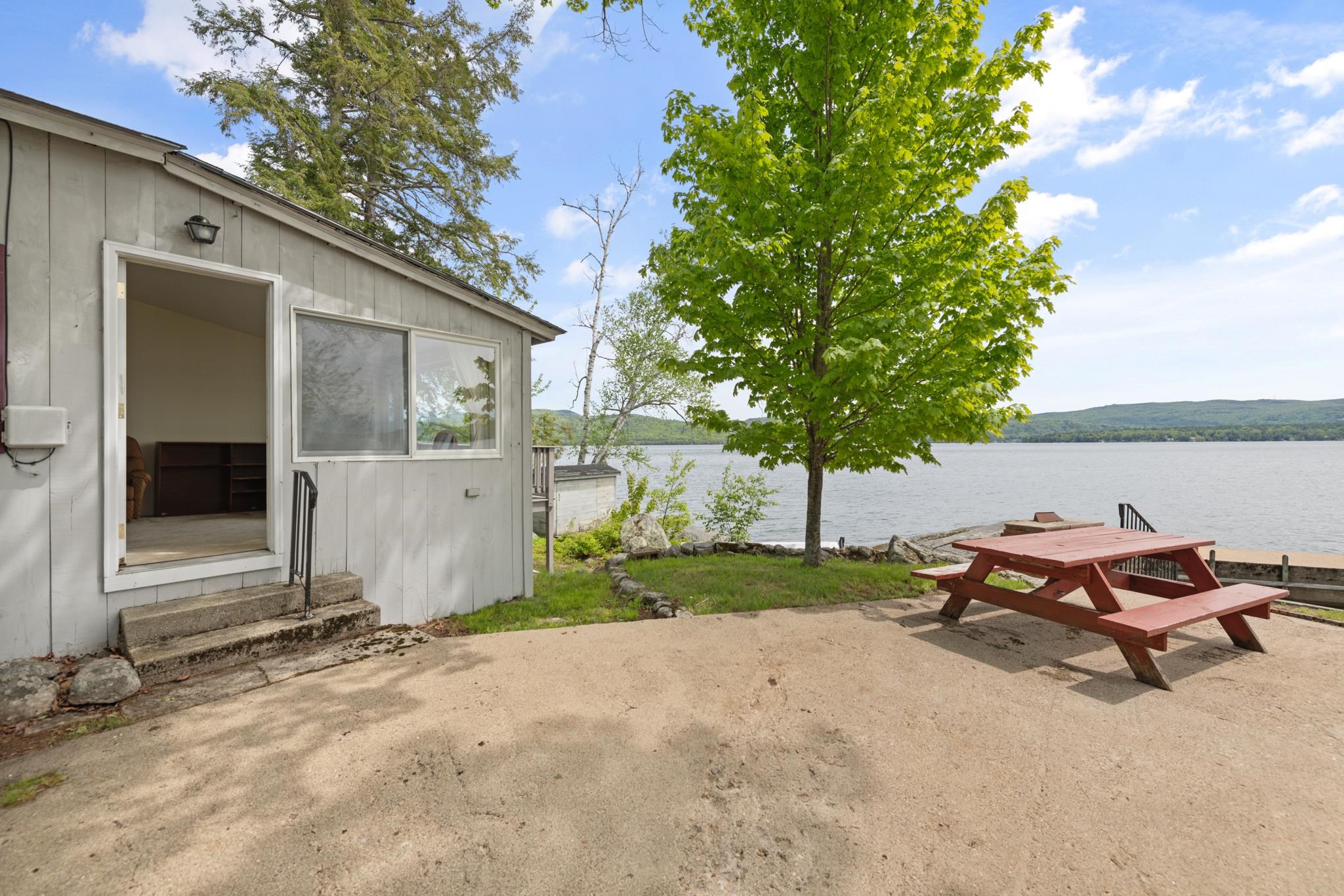 998 West Shore Road