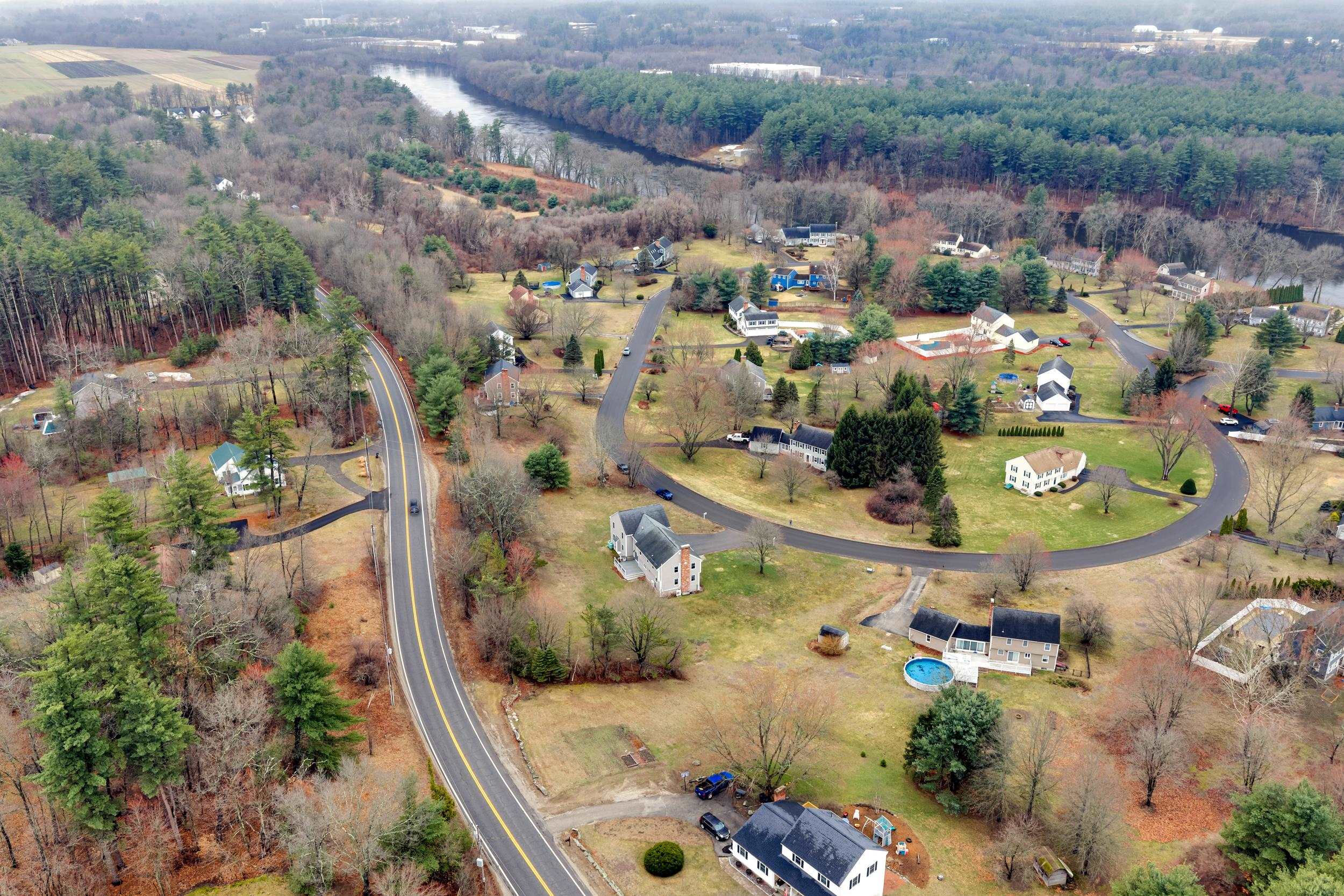25 Riverview Circle