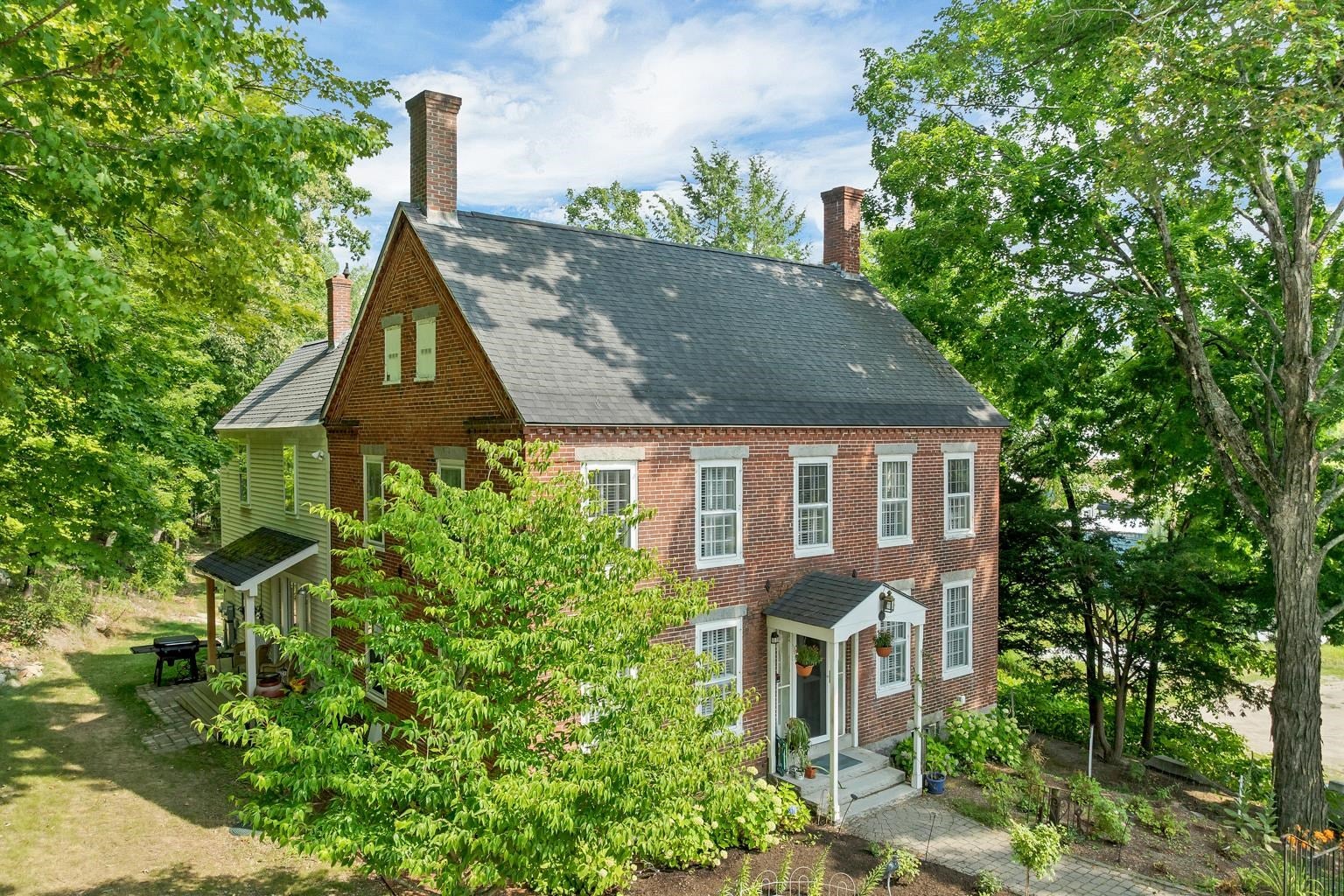 49 Center Street