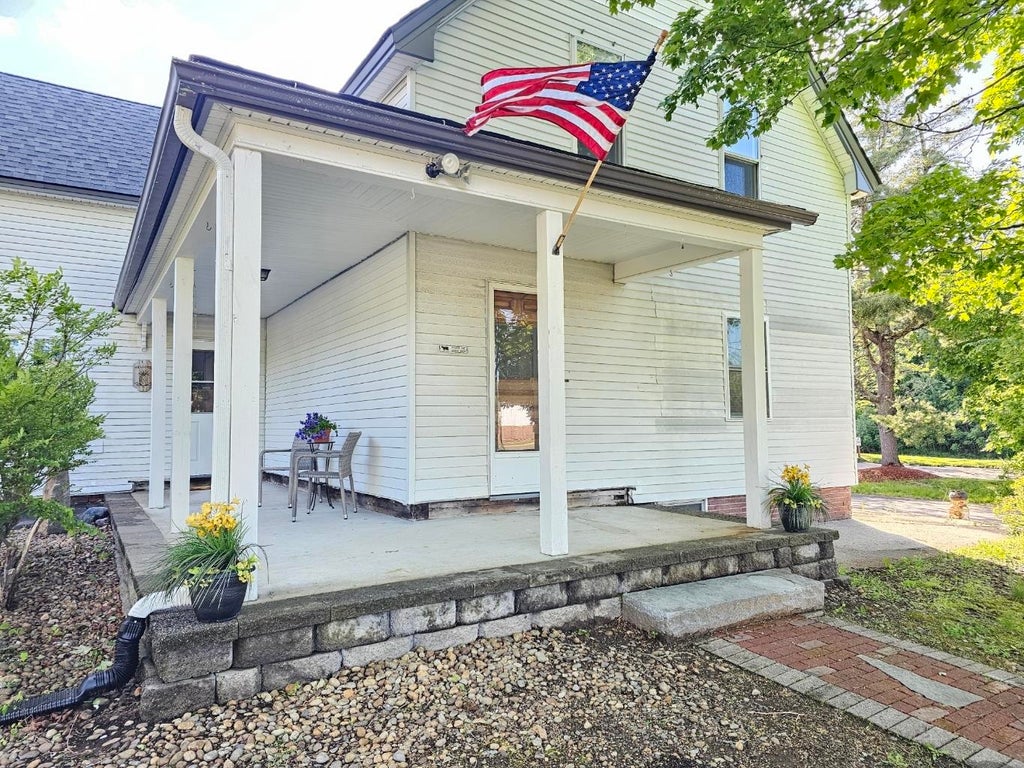 Photo of 117 Lowell Road, Hudson, NH 03051 (MLS # 5091909)