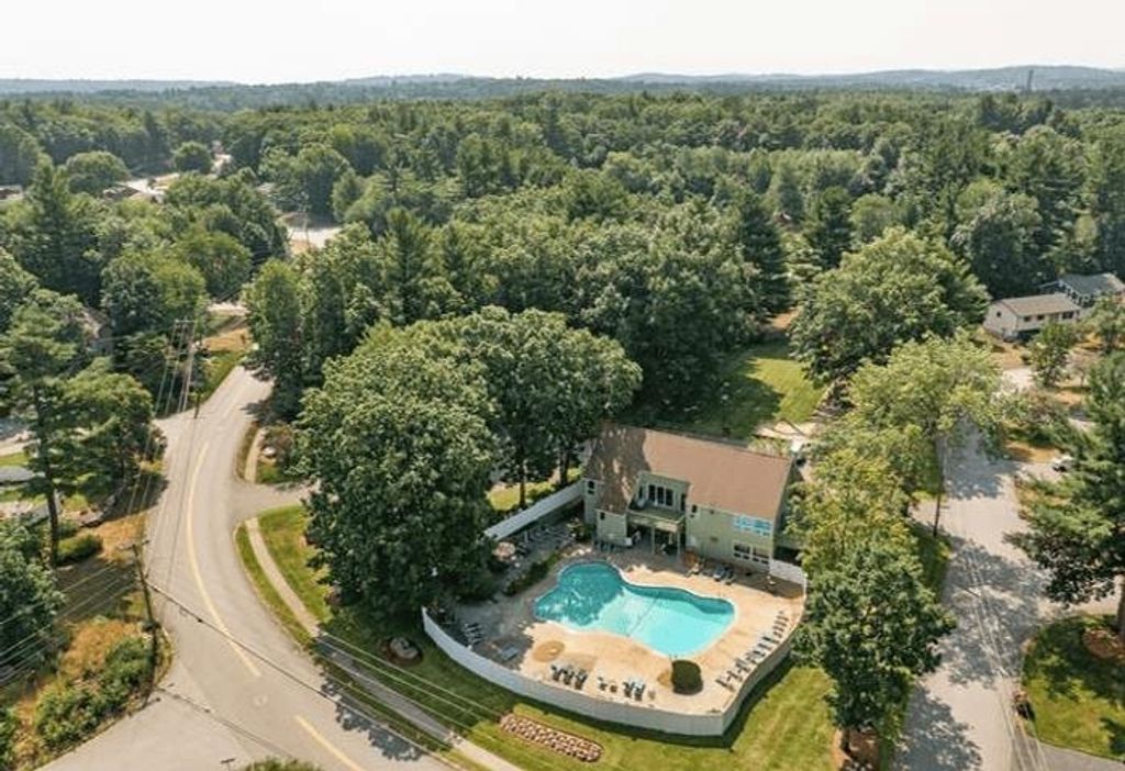 Photo of 500 Candlewood Park #13, Nashua, NH 03063 (MLS # 5096122)
