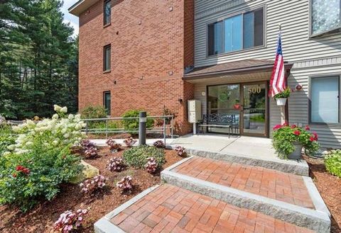 Photo of 500 Candlewood Park #13, Nashua, NH 03063 (MLS # 5096122)
