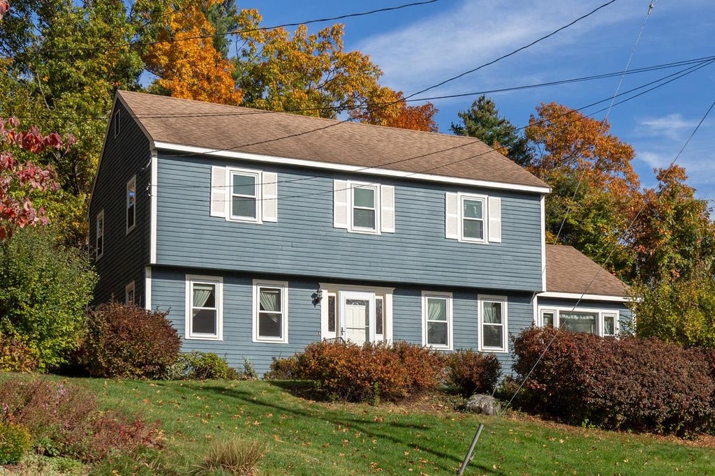 Photo of 5 Jake Drive, Nashua, NH 03063 (MLS # 5115451)