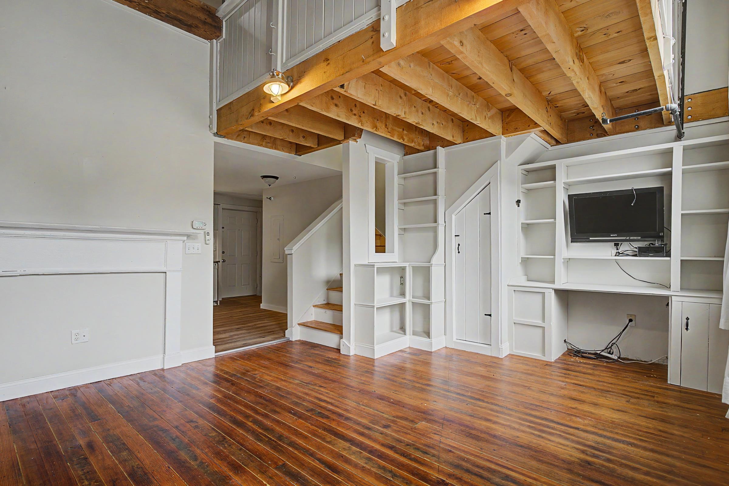 32 Market Street A