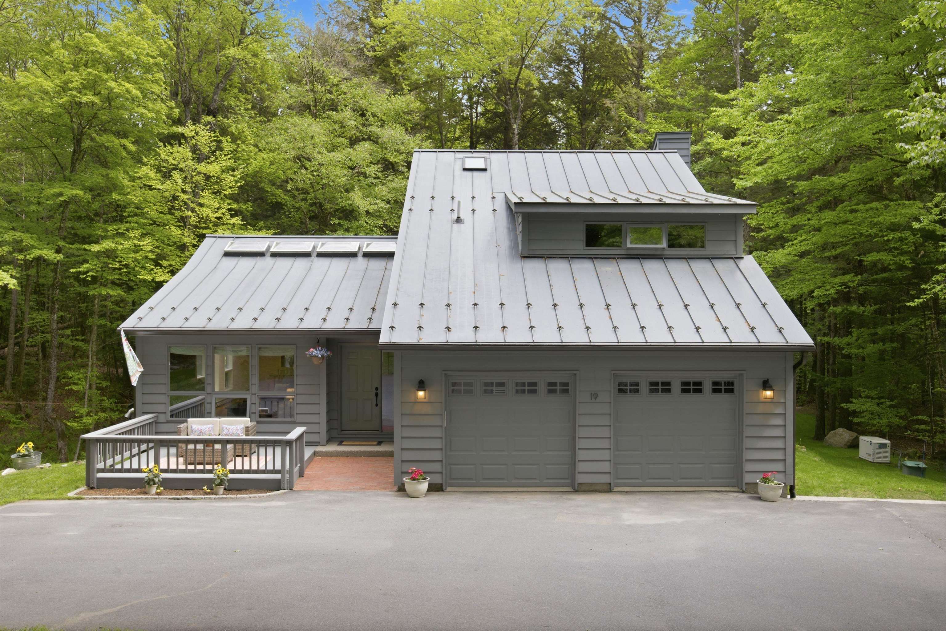 19 Hummingbird Hill