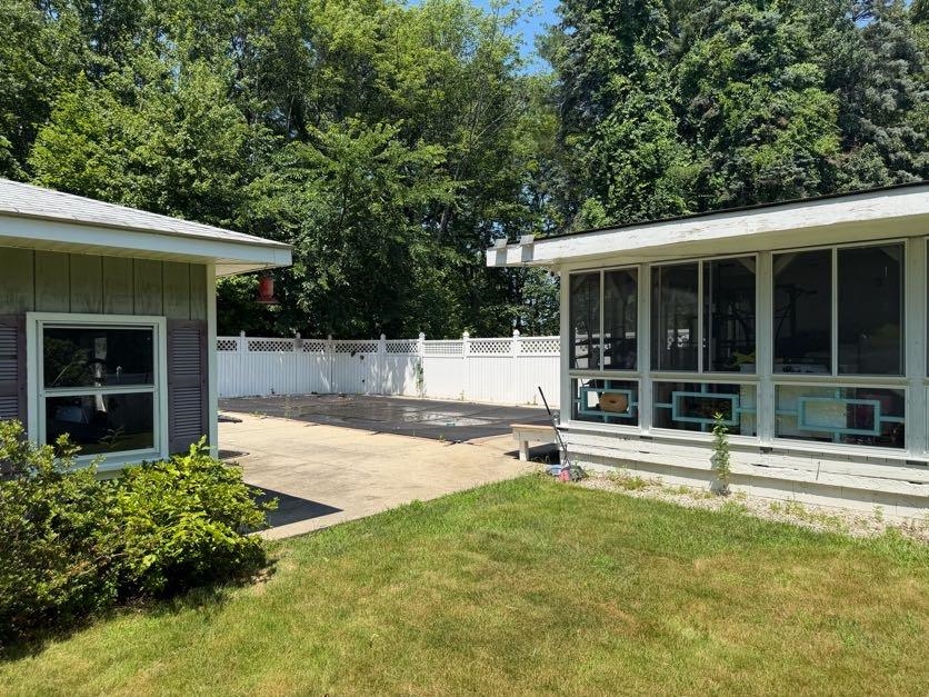 3 Lincoln Drive