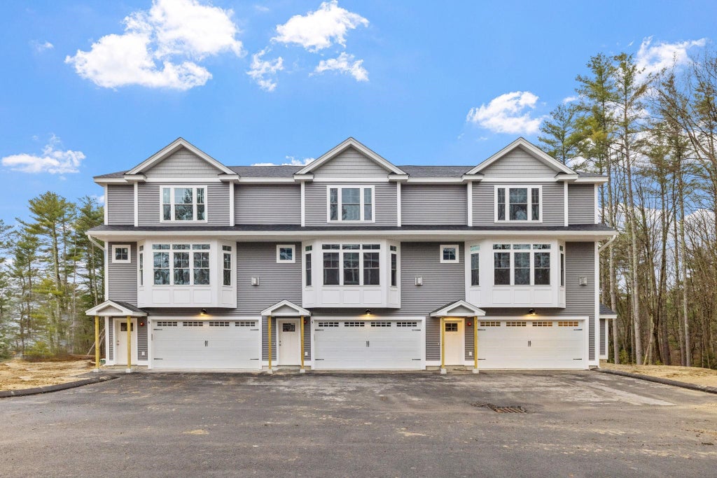 Photo of 945 Londonderry Turnpike #3, Auburn, NH 03032 (MLS # 5106495)
