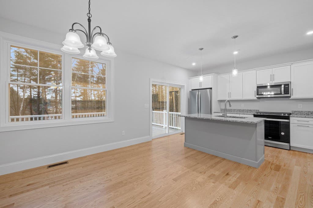 Photo of 945 Londonderry Turnpike #3, Auburn, NH 03032 (MLS # 5106495)