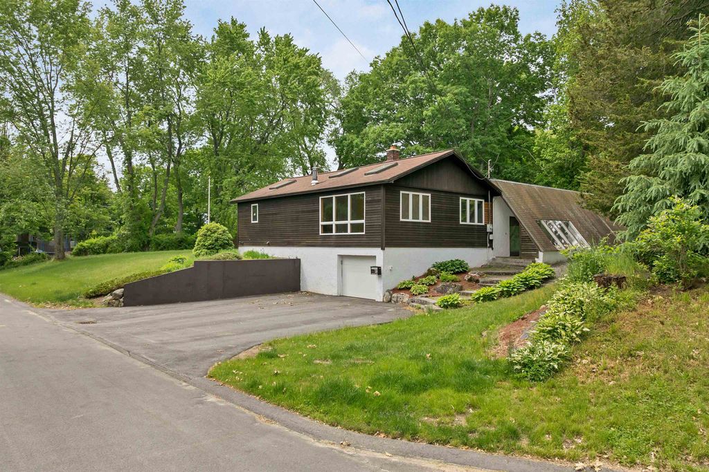 Photo of 40 Paugus Street, Laconia, NH 03246 (MLS # 5093505)
