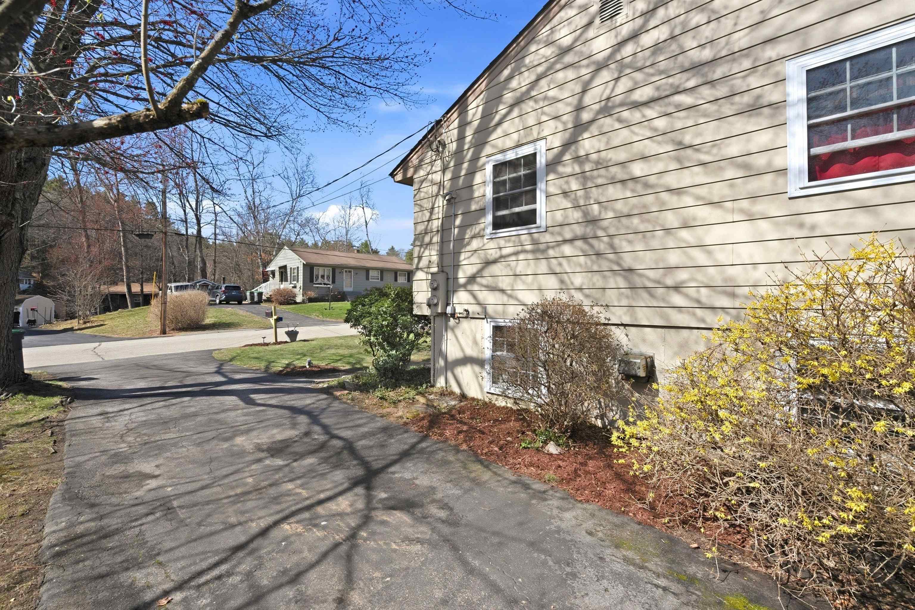 6 Heather Drive