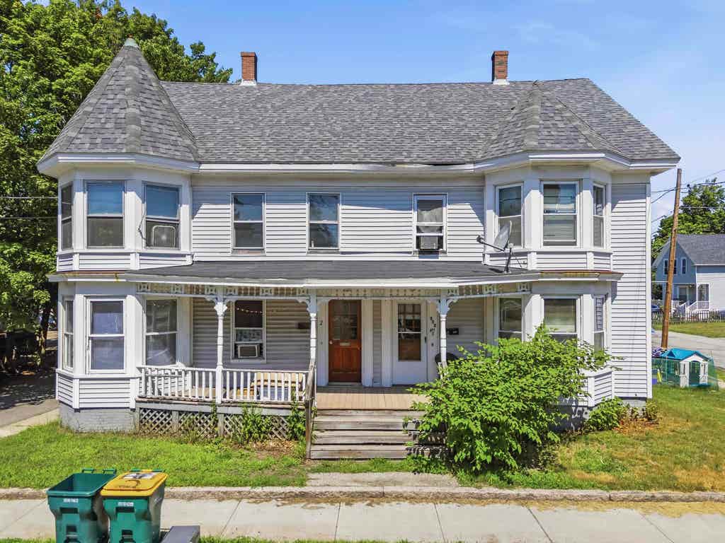 Photo of 352 Portland Street, Rochester, NH 03867 (MLS # 5103931)