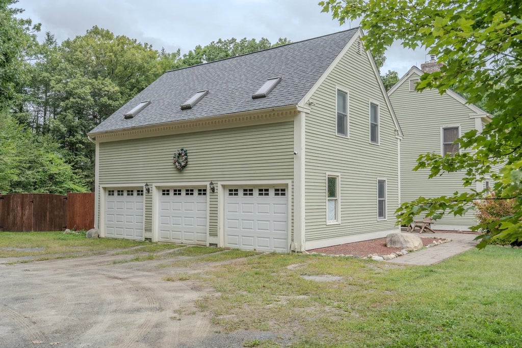 Photo of 103 Back Canaan Road, Strafford, NH 03884 (MLS # 5108280)