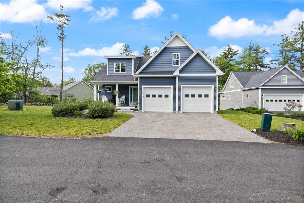 Photo of 24 Red Barn Drive, Dover, NH 03820 (MLS # 5109913)