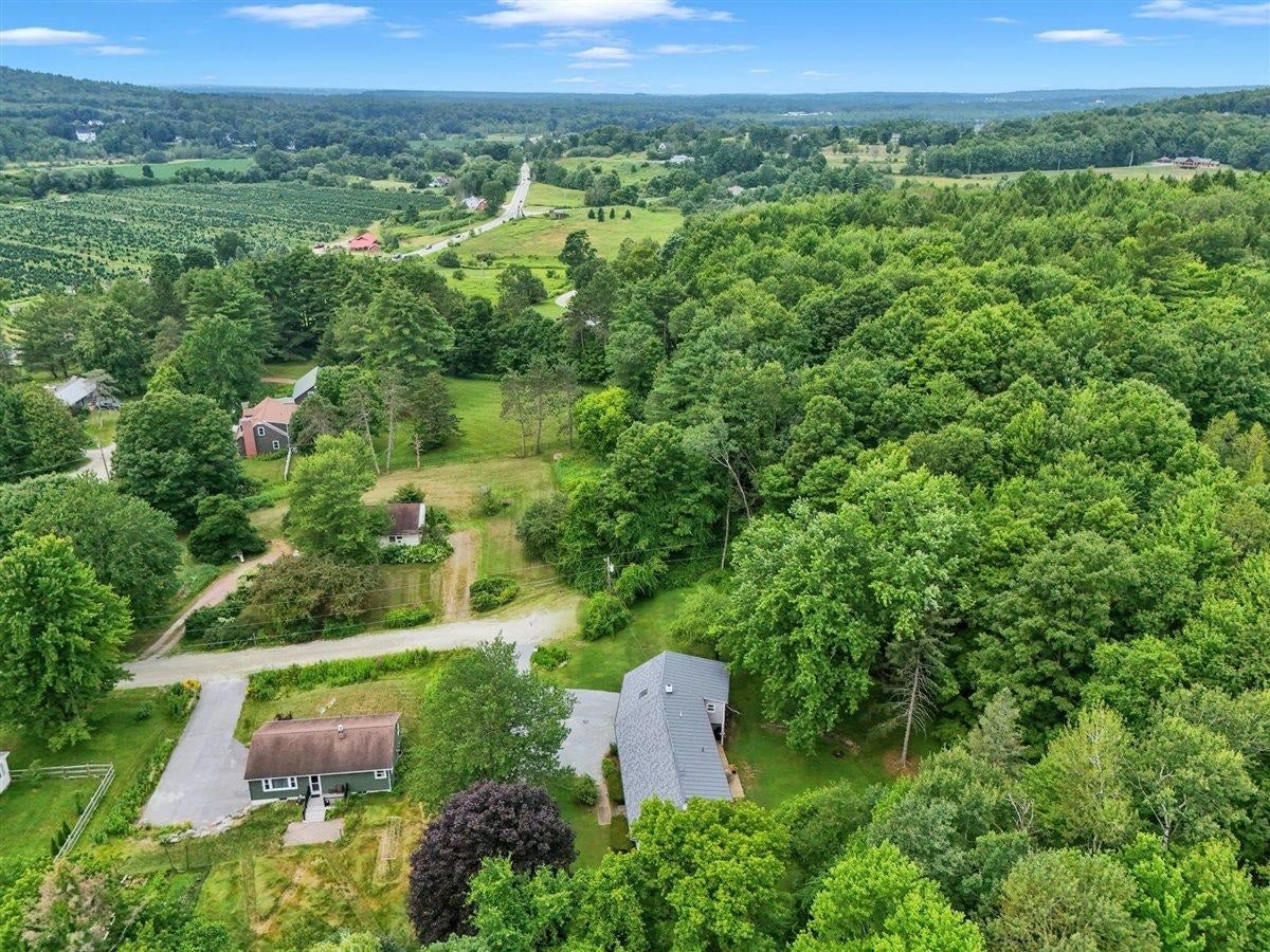 12 Mountain View Road