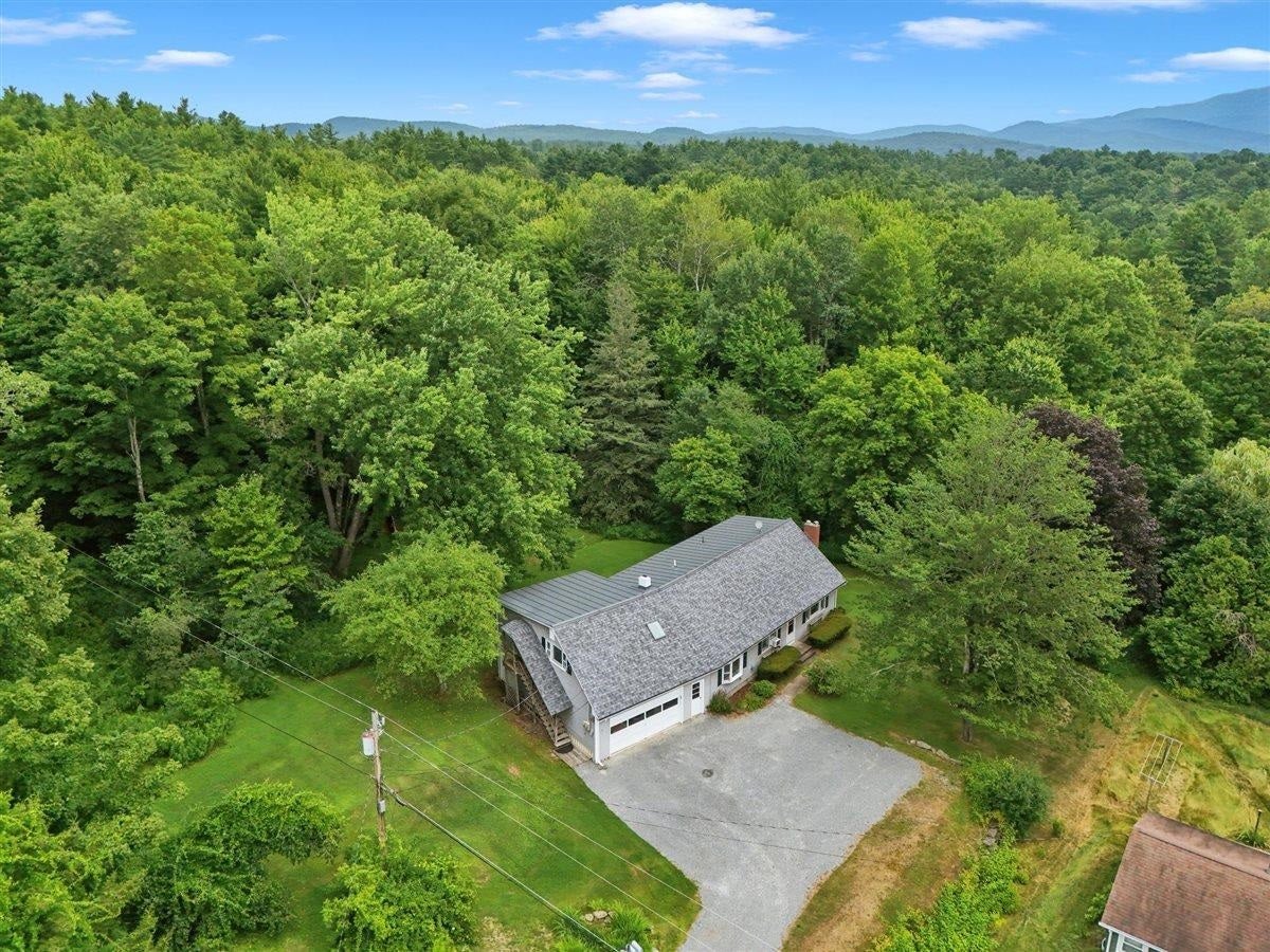 12 Mountain View Road