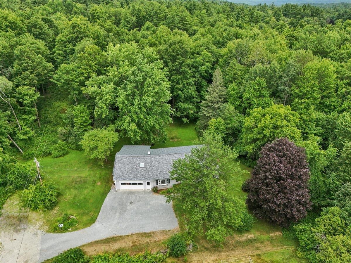 12 Mountain View Road