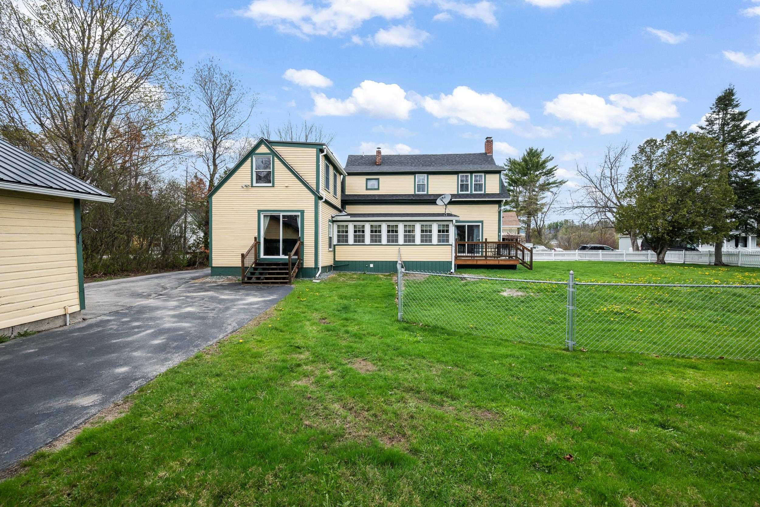 7 Pleasant Street