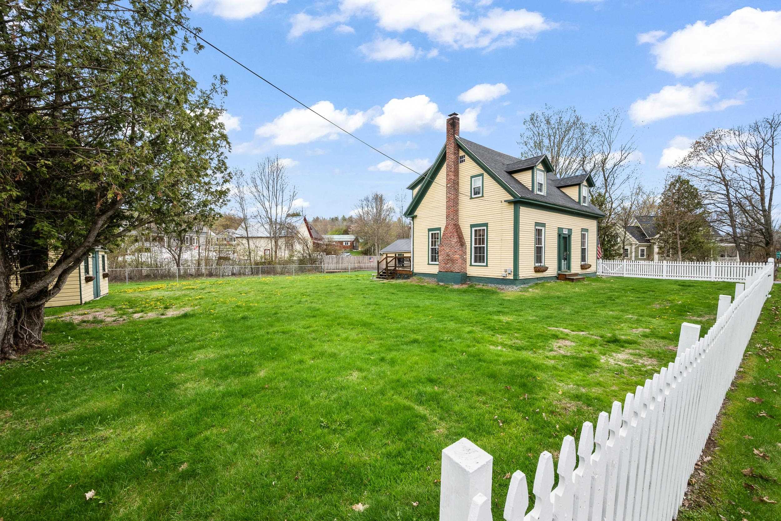 7 Pleasant Street