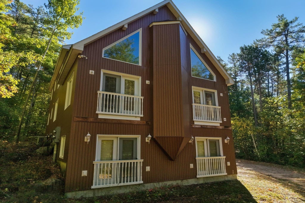 Photo of 85 Amethyst Hill Road, Conway, NH 03860 (MLS # 5066479)