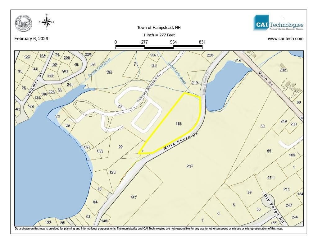 Photo of 118 Mills Shore Drive, Hampstead, NH 03841 (MLS # 5076689)