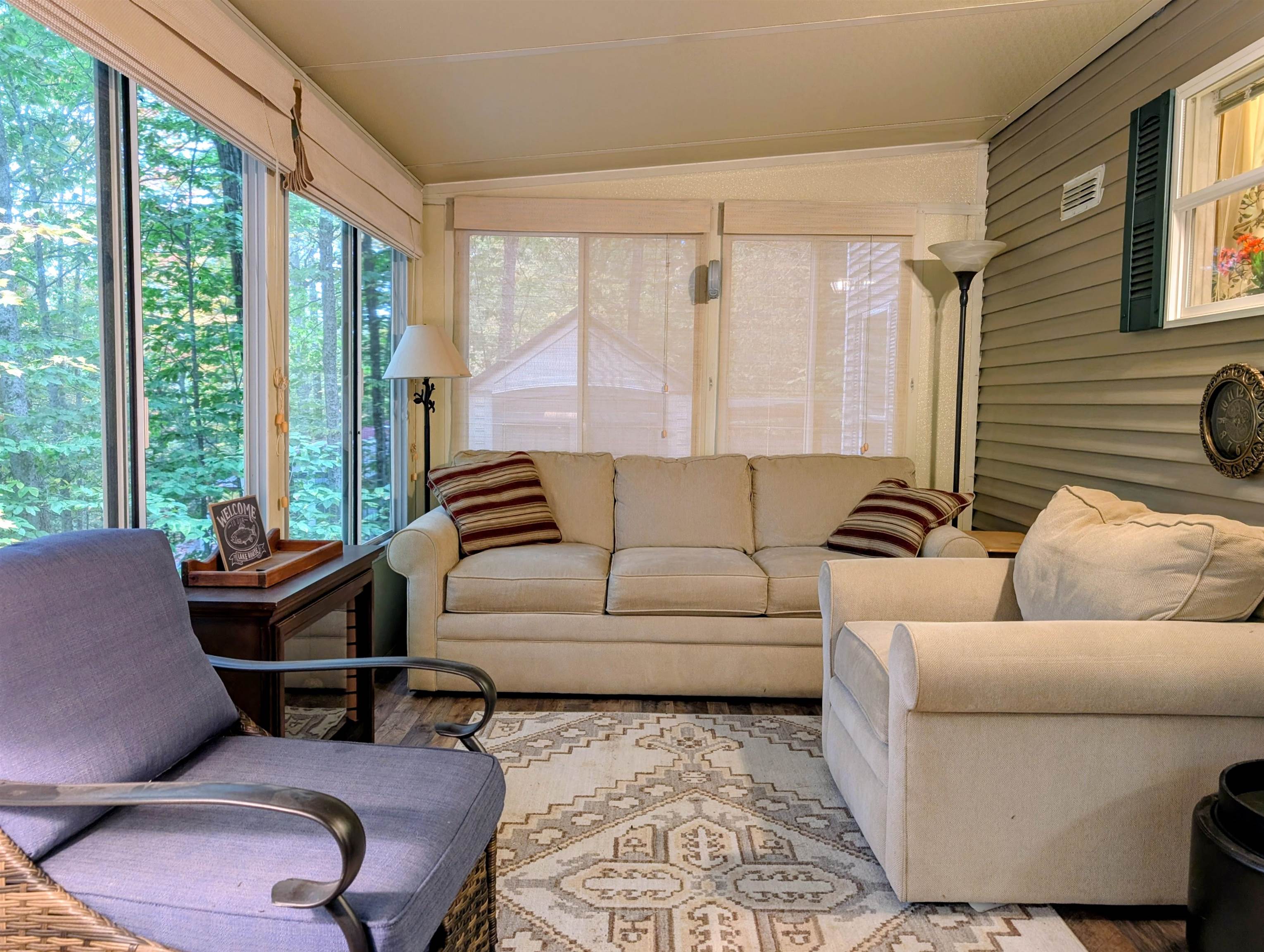 34 Upper Meadows Road (aka Unit 85}
