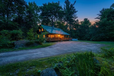 Photo of 47 E Currier Hill Road, Wentworth, NH 03282 (MLS # 5101486)