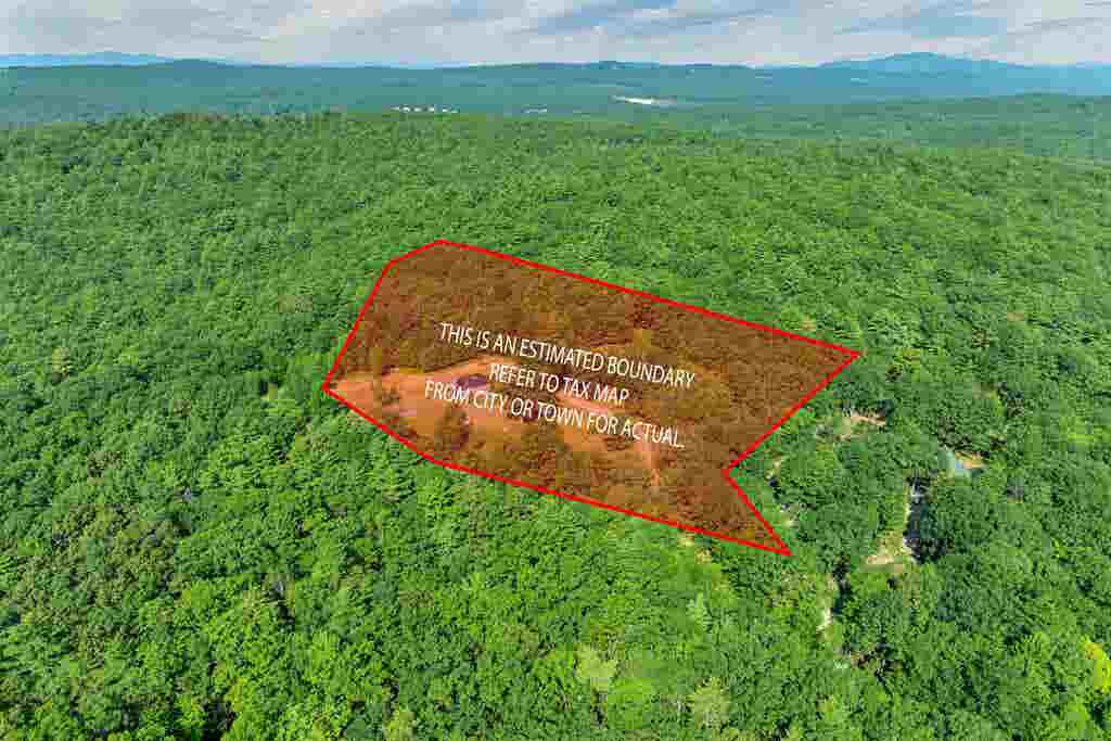Photo of 67 Pumpkin Lane, Wakefield, NH 03872 (MLS # 5101034)
