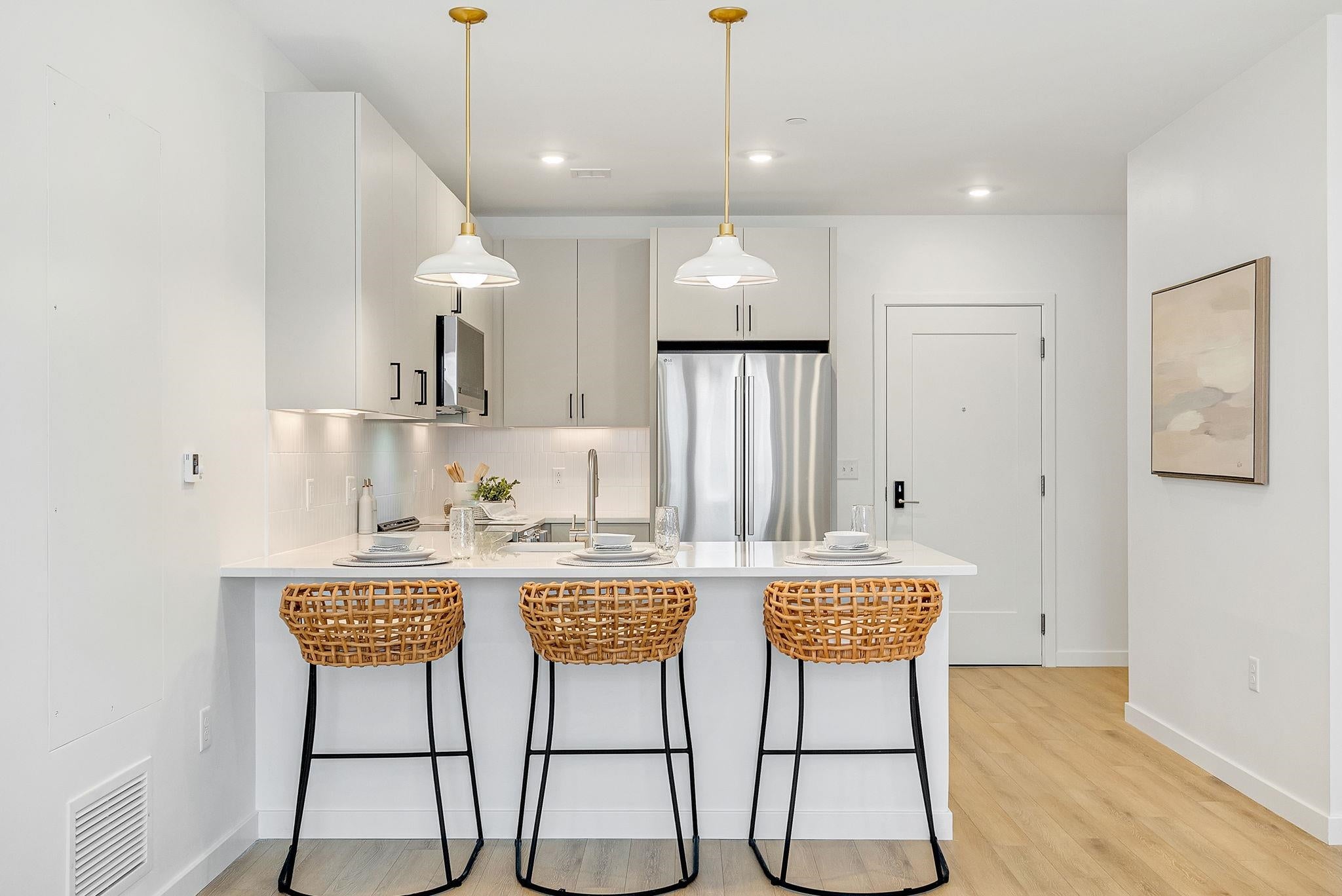 80 Constitution Avenue 227