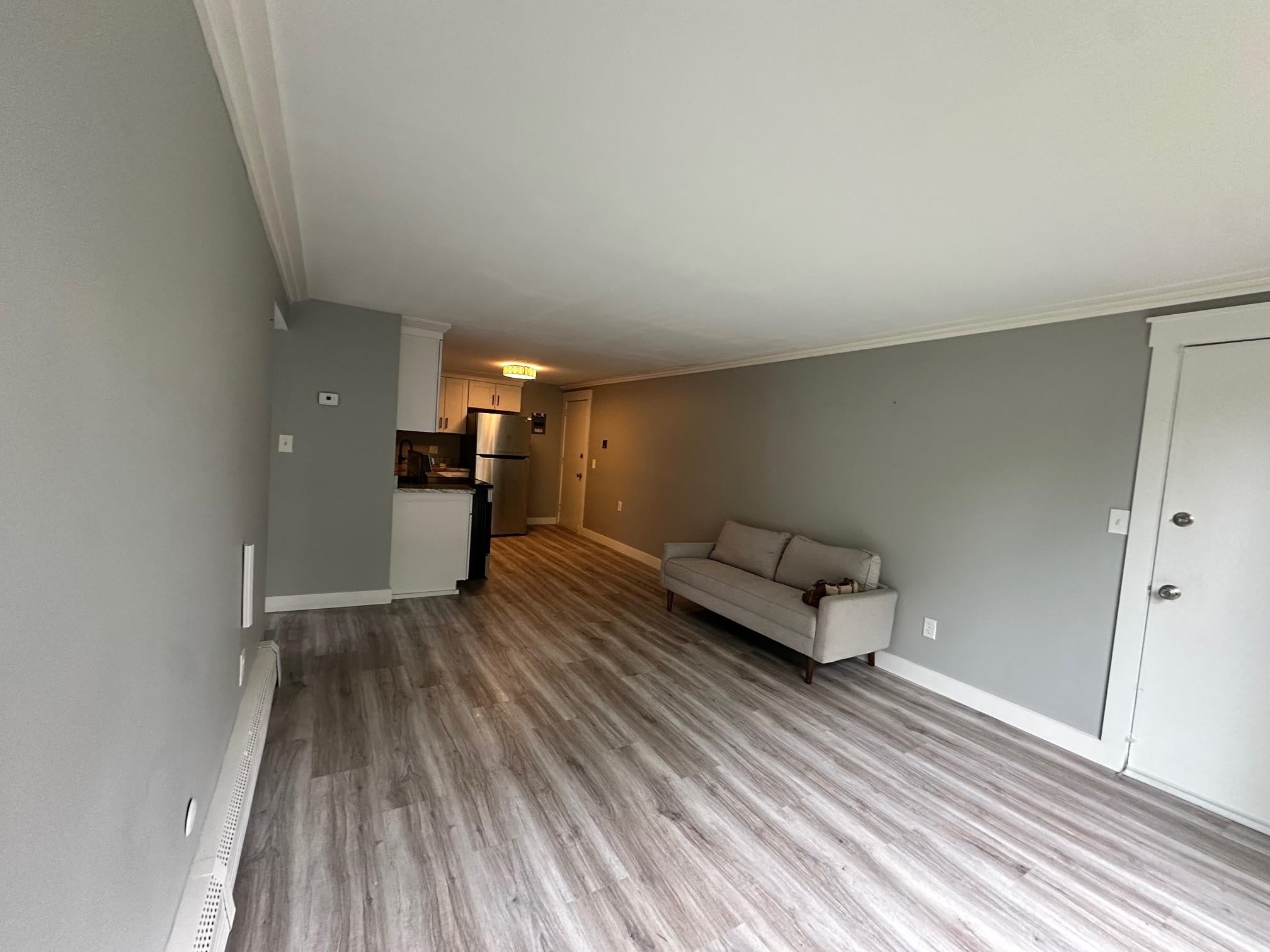 101 East Broadway Street 8